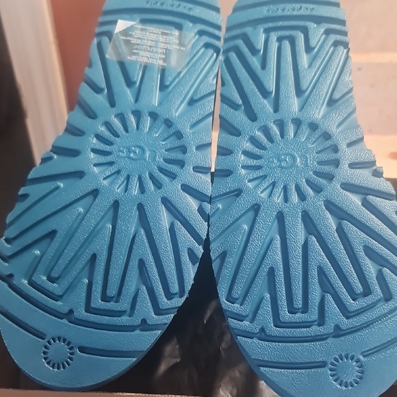 NIB UGG Men's M / 3236 Nuemel US 10 Chukka Suede Boots NEW NAVY 💙💚 - Picture 6 of 15